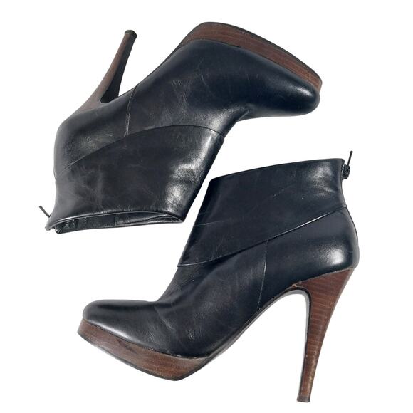 STEVE MADDEN! BLACK GENUINE LEATHER, BROWN STACKED WOOD HEEL/SOLE BOOTS! SZ 6.5M - Picture 6 of 12